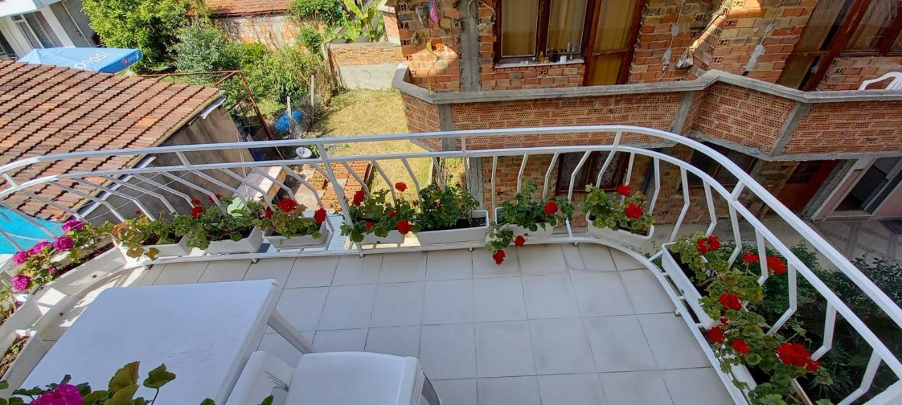 Guesthouse Flora Kiten  Ngoại thất bức ảnh