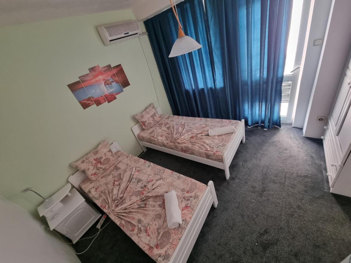 Guesthouse Flora Kiten  Ngoại thất bức ảnh