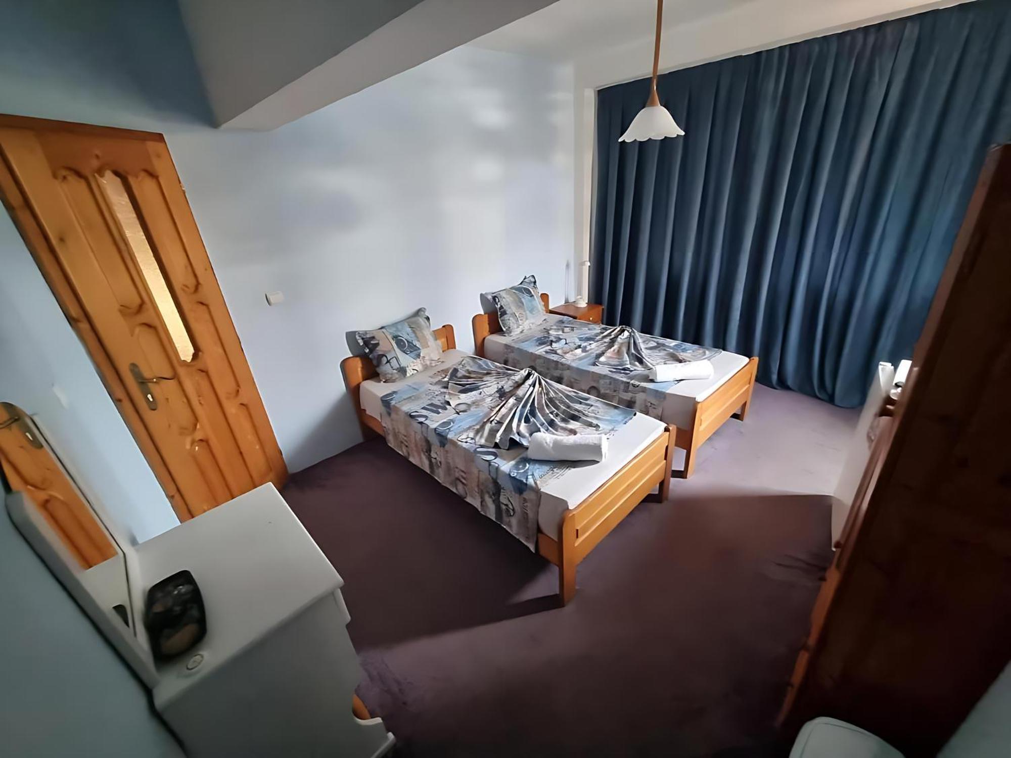 Guesthouse Flora Kiten  Ngoại thất bức ảnh