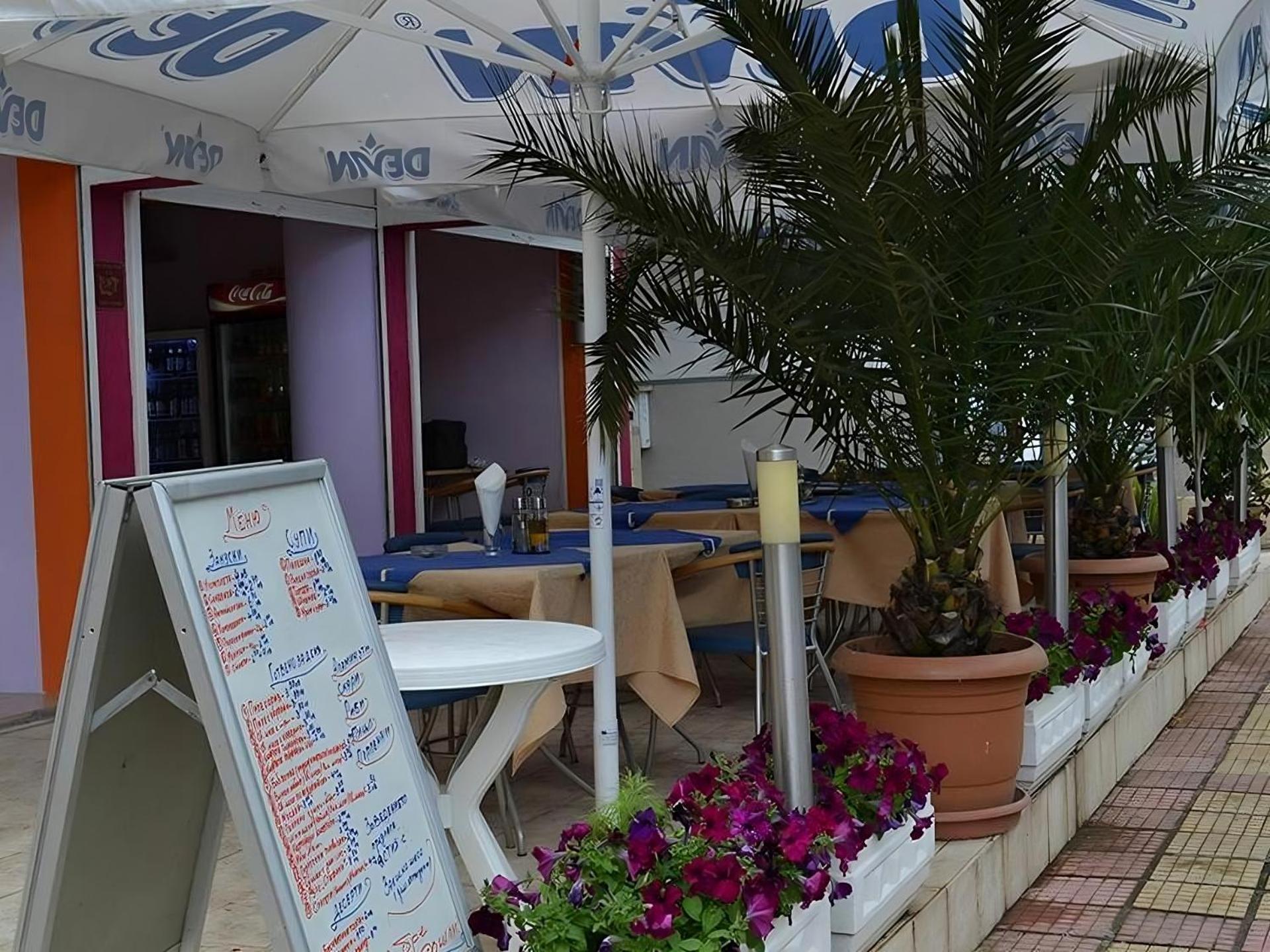 Guesthouse Flora Kiten  Ngoại thất bức ảnh