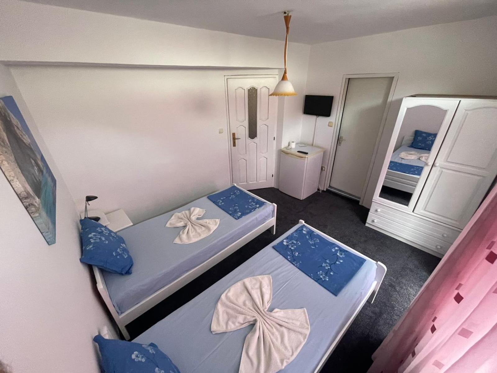 Guesthouse Flora Kiten  Ngoại thất bức ảnh